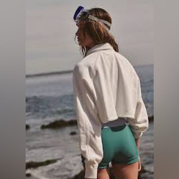 Free People Playoff Cropped Pullover - Picture 3 of 9